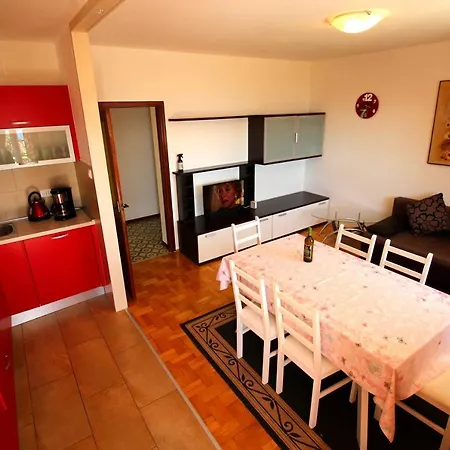아파트 Apartmens Adriana