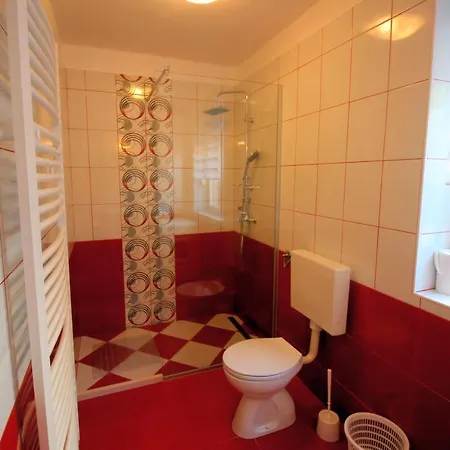 Apartmens Adriana *