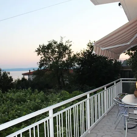 Διαμέρισμα Apartmens Adriana