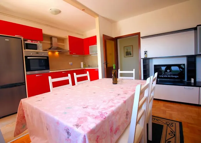 Apartmens Adriana Lägenhet